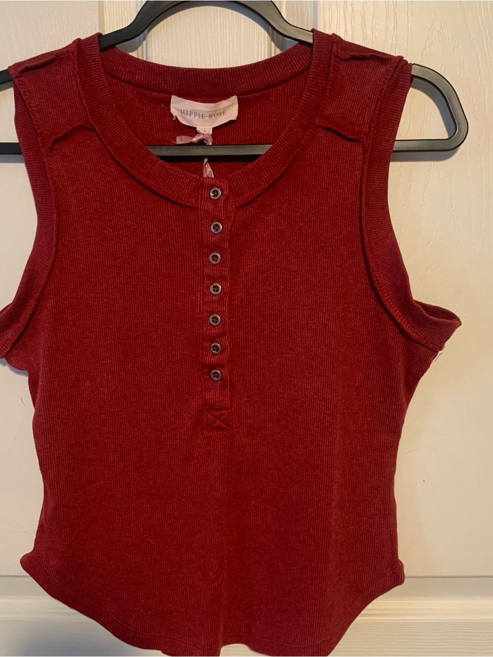 Hippie Rose Ribbed Sleeveless Henley Tank - Wine